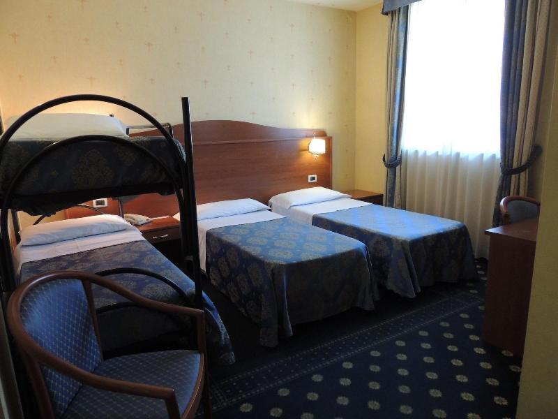 Hotel Rigolfo Moncalieri Eksteriør billede