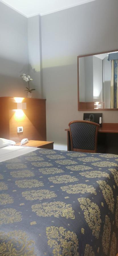 Hotel Rigolfo Moncalieri Eksteriør billede