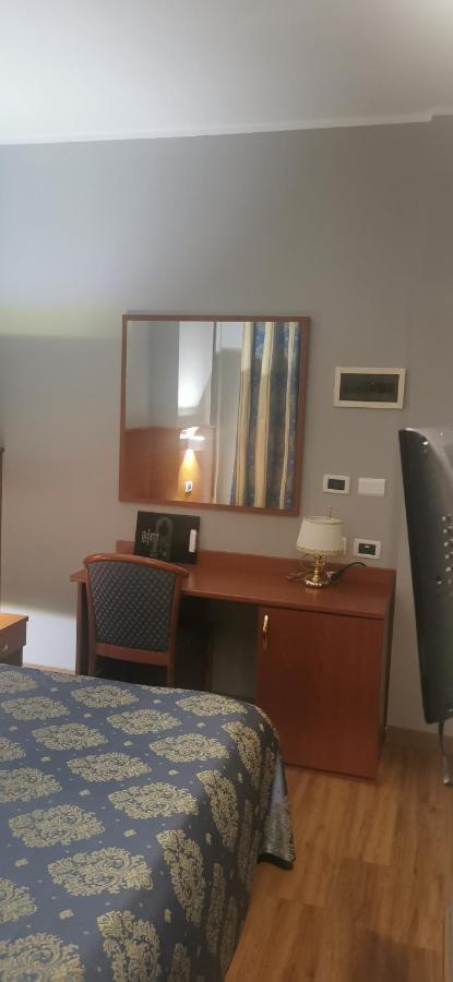 Hotel Rigolfo Moncalieri Eksteriør billede