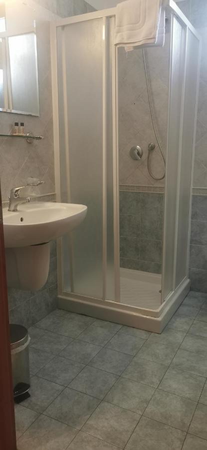 Hotel Rigolfo Moncalieri Eksteriør billede